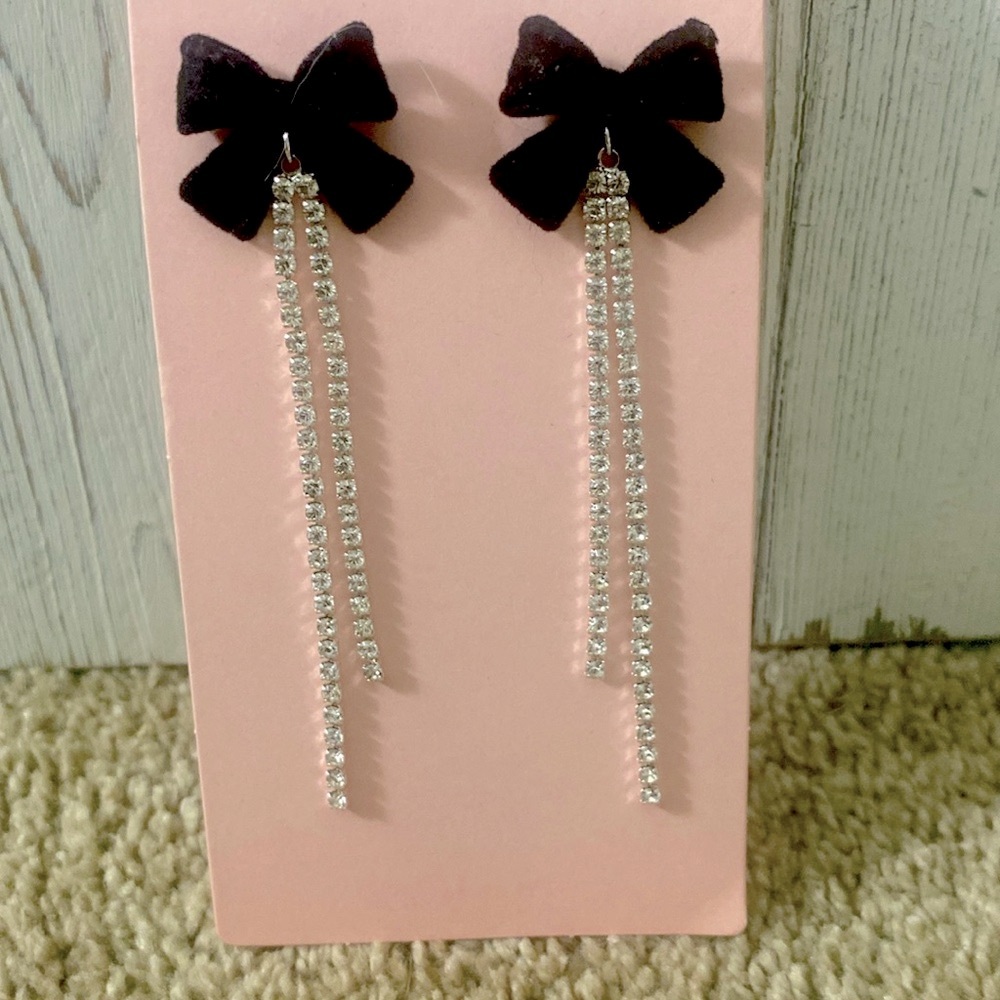 🎄Black Velvet Bow Sparkling CV dangle earrings - Picture 2 of 4